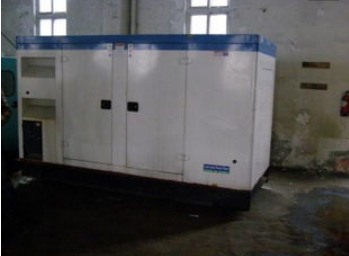 汕尾康明斯150kw大型柴油二手发电机组