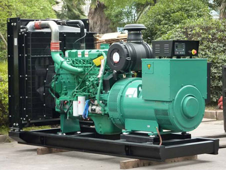 汕尾710kw康明斯柴油发电机组