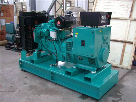 汕尾200kw康明斯柴油发电机组